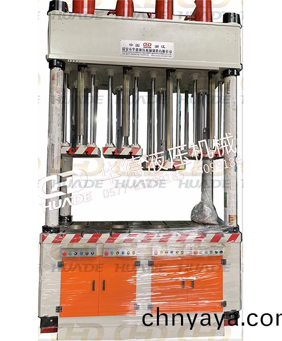 華悳(de)液壓機(ji)械(xie)製(zhi)造(zao) 提供安(an)全(quan)、便捷(jie)的液壓(ya)機設(she)備及自動(dong)化設備